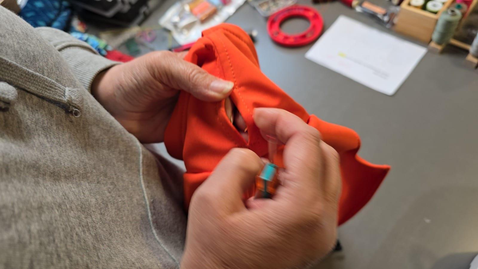 Couture à la main