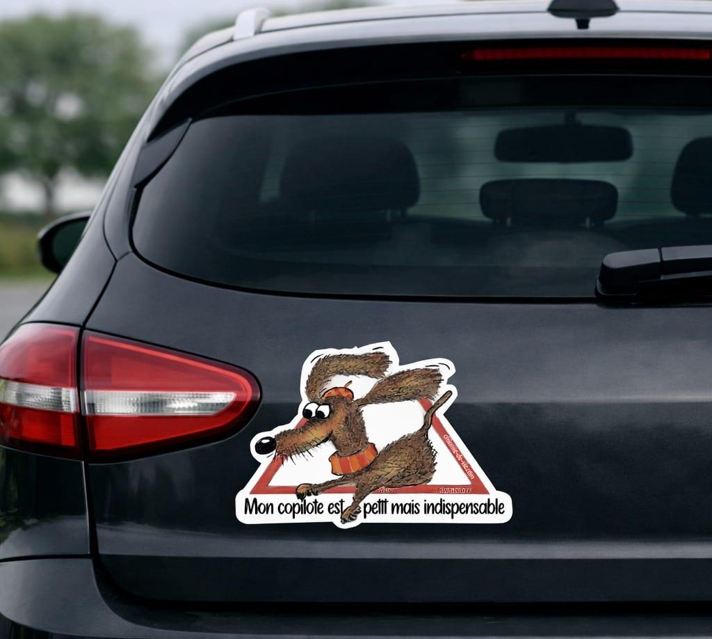 L’autocollant voiture®